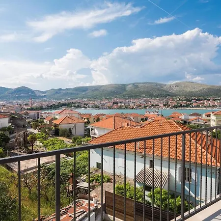 Villa Salt
