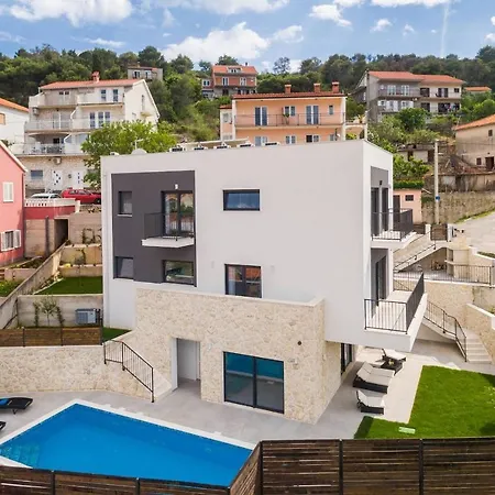 Salt トロギール