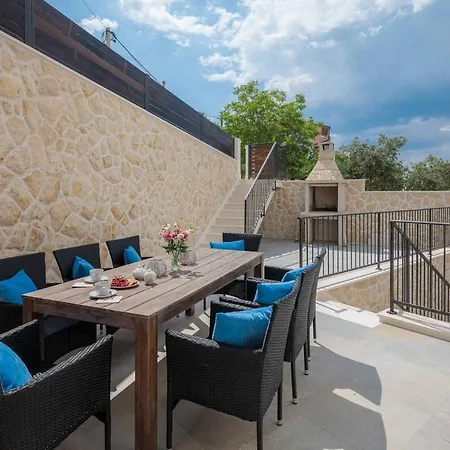 Salt * トロギール